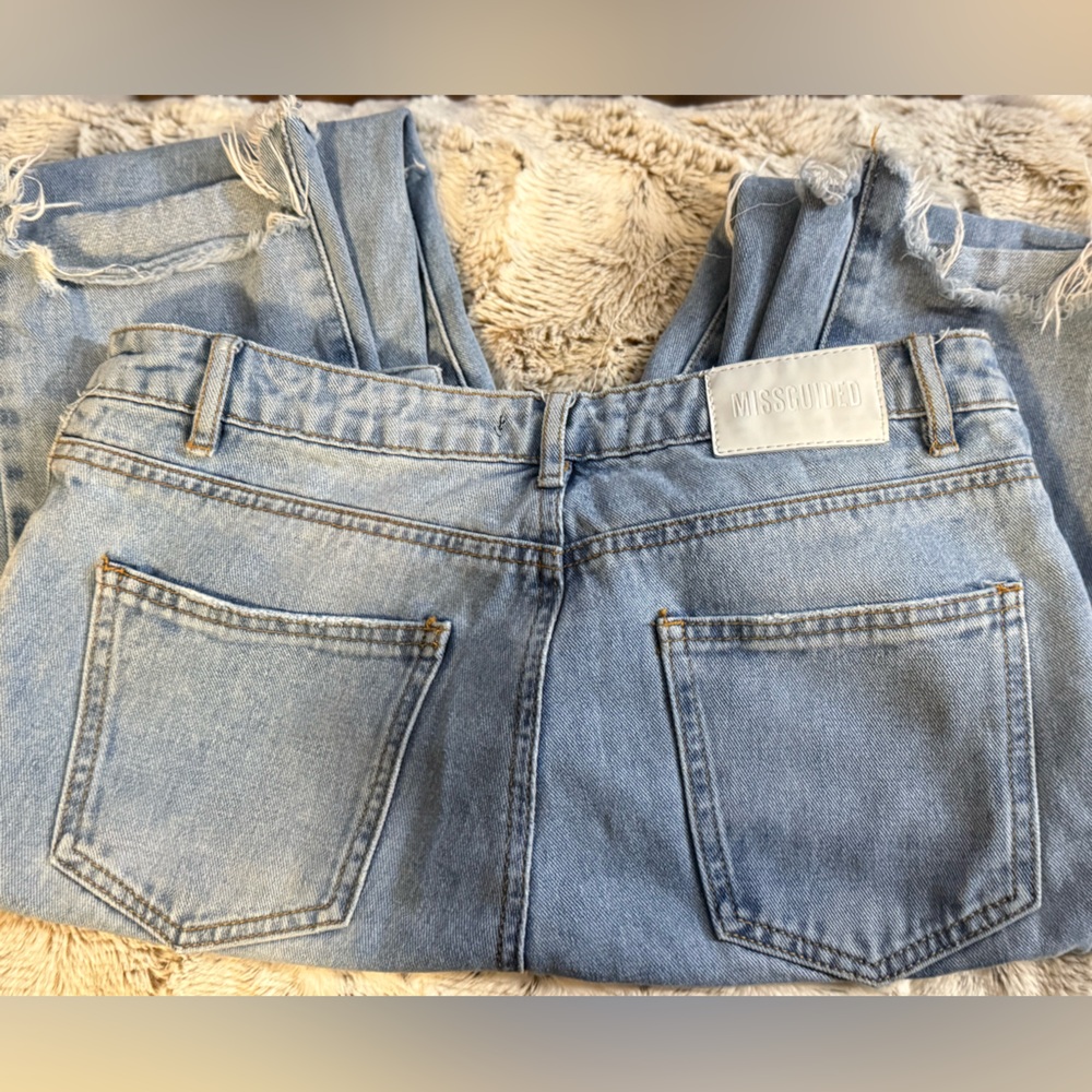 MISSGUIDED DENIM - Picture 3 of 4